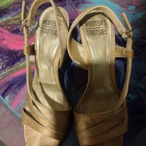 Casual dress shoes 7 1/2 mootsie tootsies